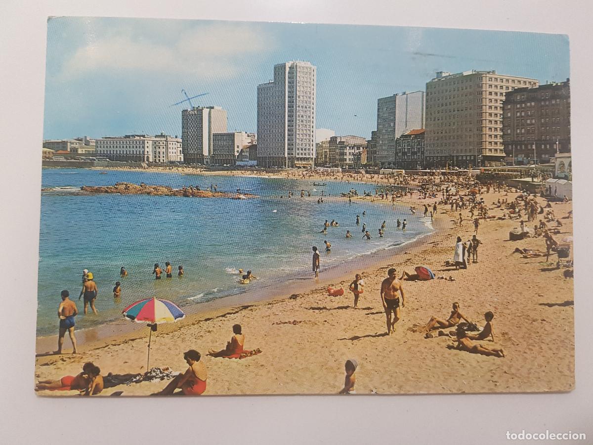 Postales: POSTAL LA CORU&Ntilde;A PLAYA DE RIAZOR. CIRCULADA. 1968. 48 - Foto 1