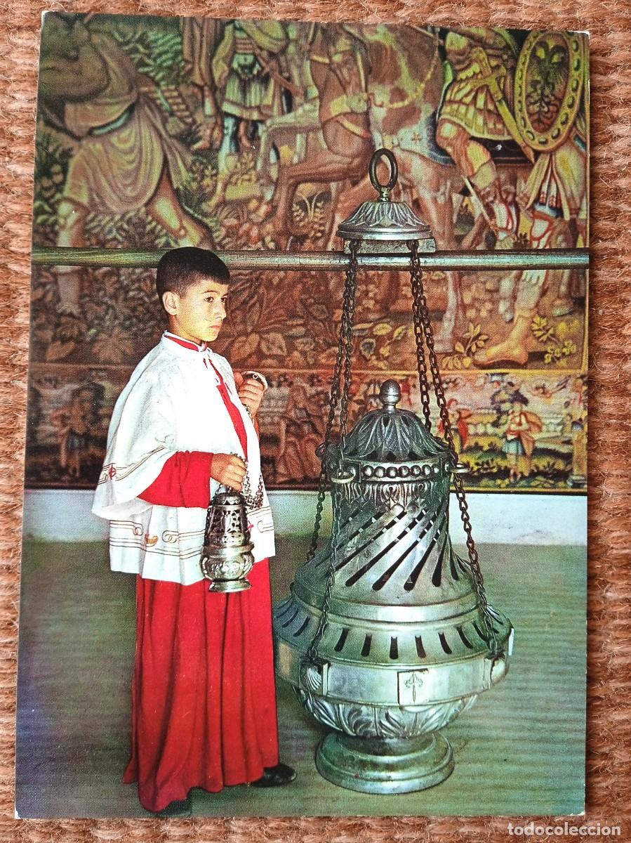 Postales: SANTIAGO DE COMPOSTELA - BOTAFUMEIRO - EDICIONES ARRIBAS - Foto 1