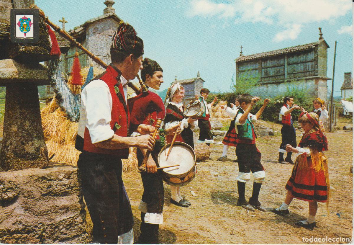 Postkarten: (20) GALICIA. DE FIESTA EN LA ERA. TRAJES TIPICOS