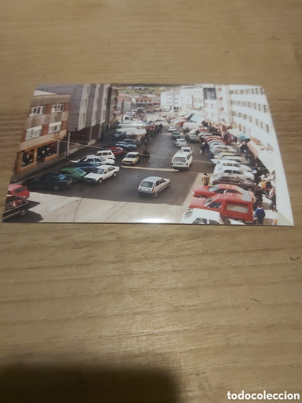 Postkarten: Galicia foto original d&iacute;a mercado provincia de la Coru&ntilde;a a&ntilde;os 80 coches puestos de venta