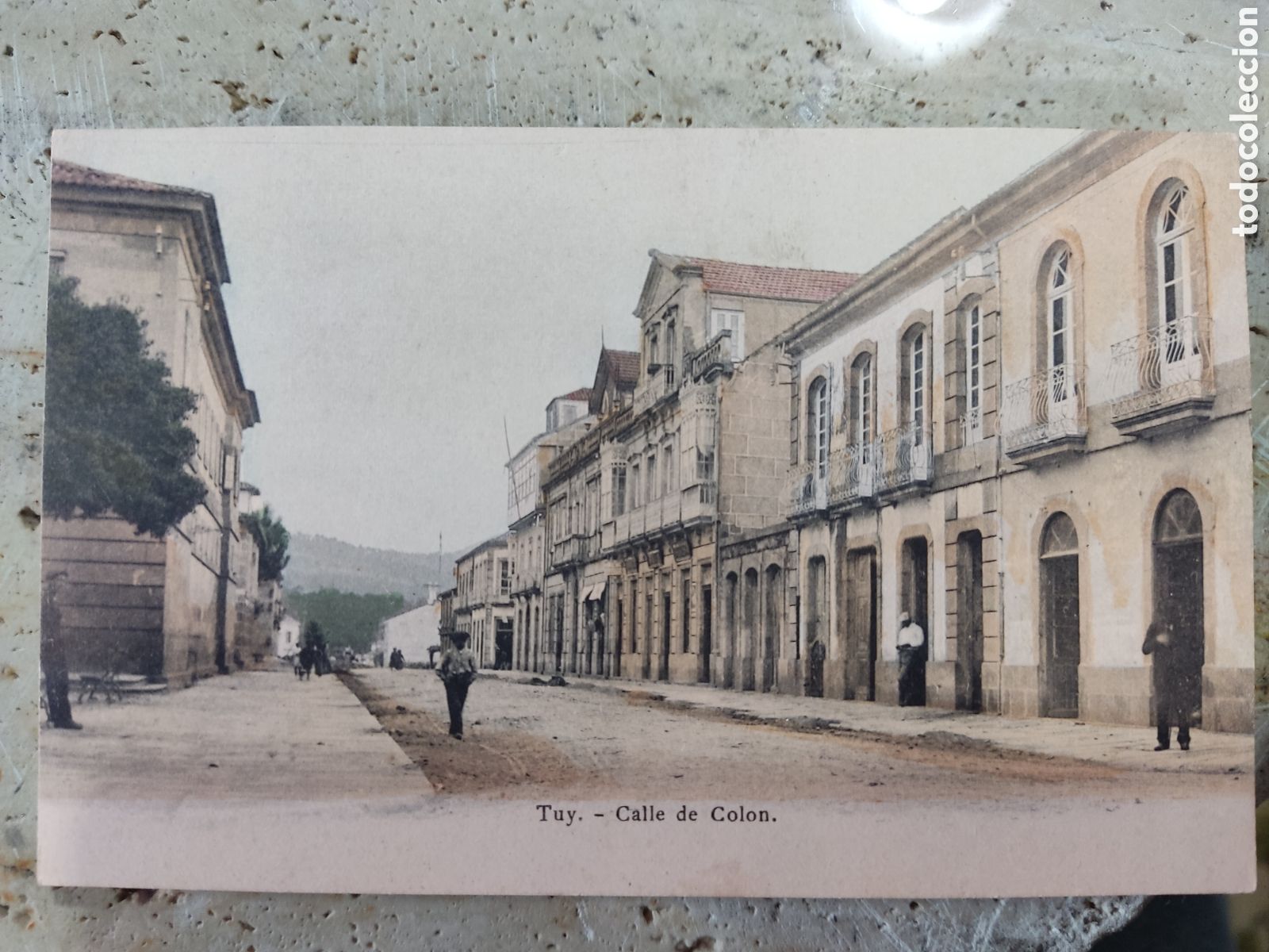 Postkarten: Postal antigua de Tuy calle de Col&oacute;n