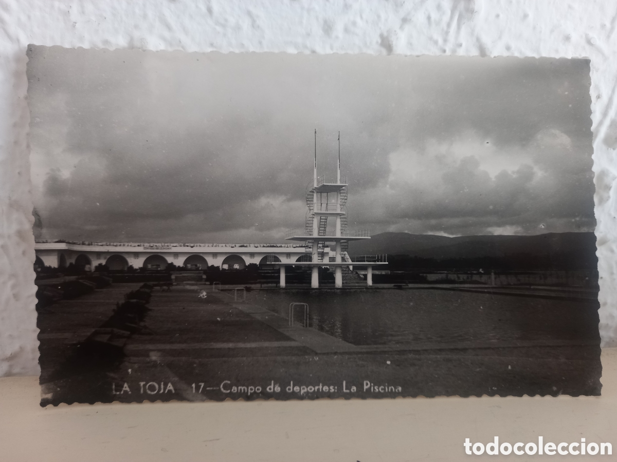 Postales: Postal LA TOJA. Campo de Deportes. La Piscina