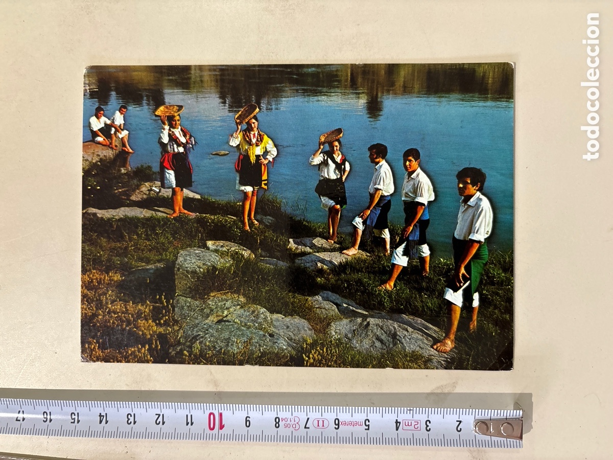 Cartes Postales: POSTAL. GALICIA. GRUPO T&Iacute;PICO. ED. ARRIBAS. 11 JULIO 1971.