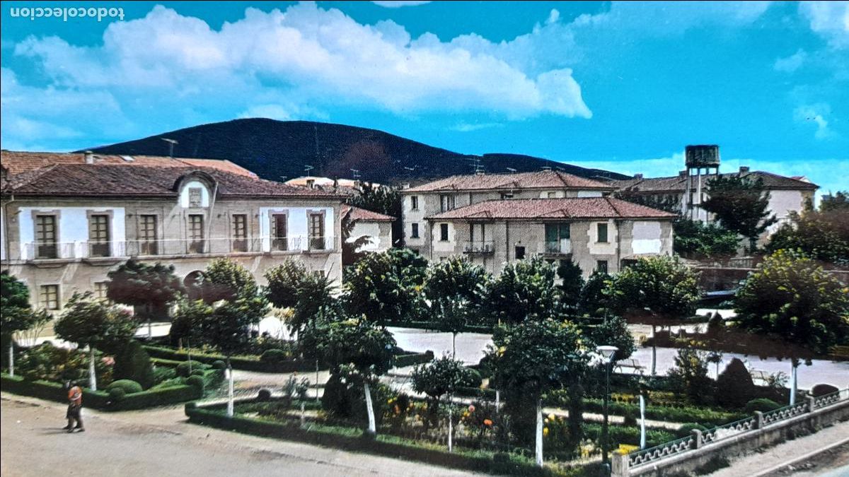 Postales: Ver&iacute;n. Plaza del Caudillo. - Foto 2