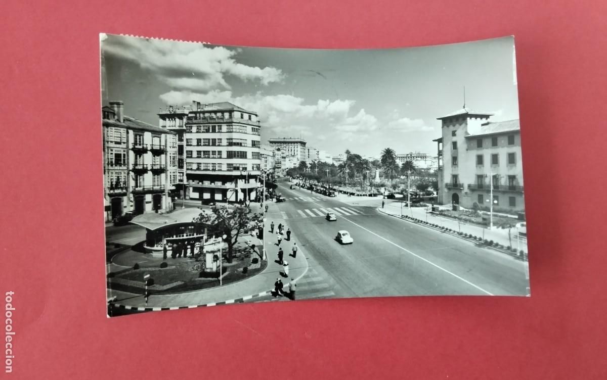Postales: LA CORU&Ntilde;A , POSTAL ANTIGUA ,BLANCO Y NEGRO - Foto 2