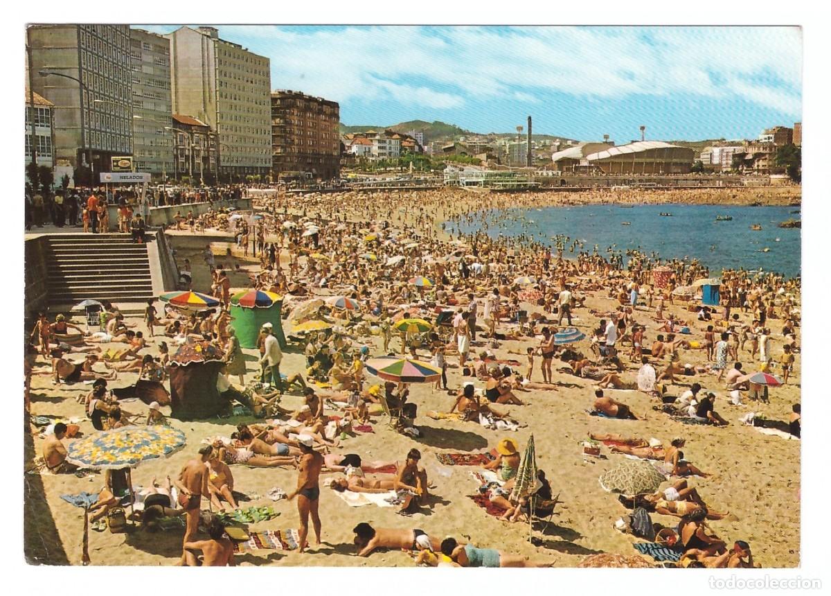 Postales: ESPA&Ntilde;A. LA CORU&Ntilde;A. Playa de Riazor. 1972. - Foto 1