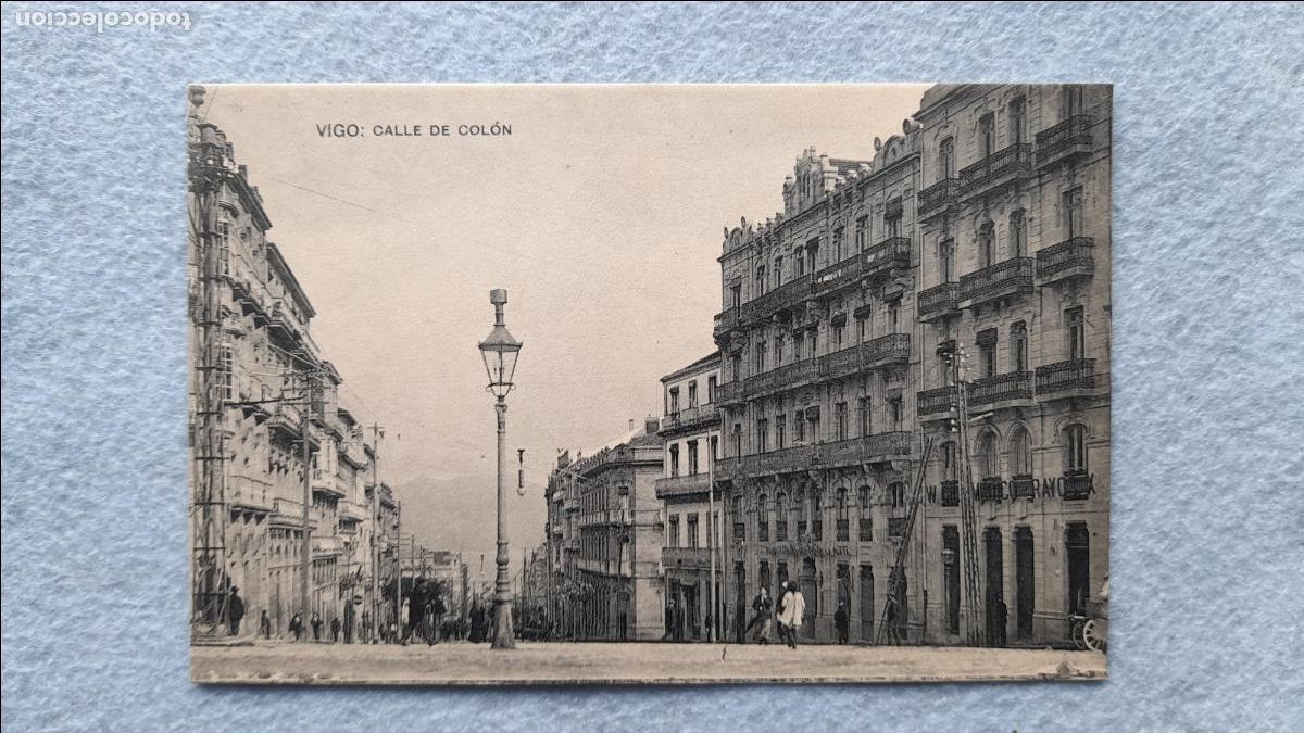Postales: Vigo. Calle de Col&oacute;n. - Foto 1
