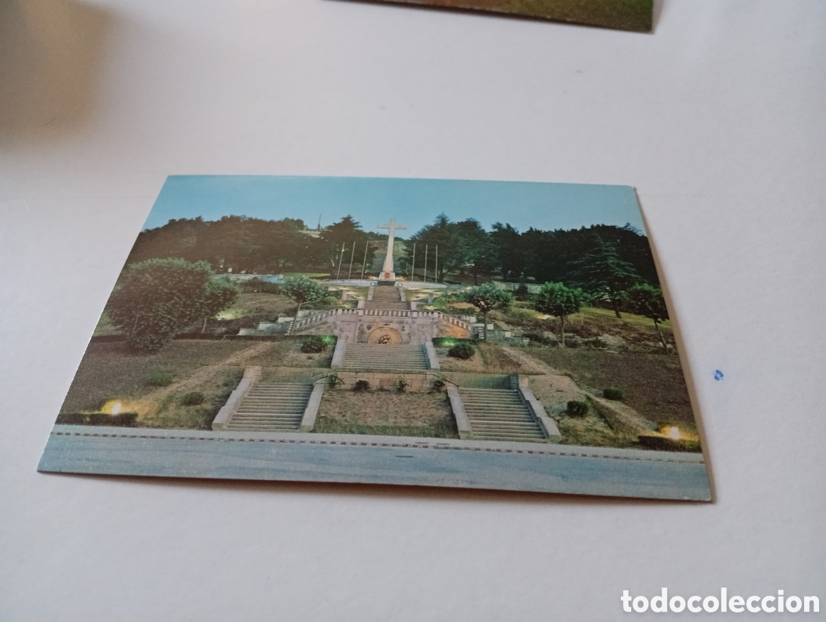 Postales: Postal Vigo monumento a los ca&iacute;do - Foto 1