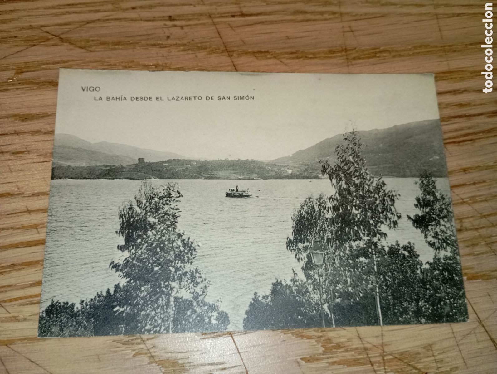 Postales: VIGO (PONTEVEDRA) - LA BAH&Iacute;A DESDE EL LAZARETO DE SAN SIM&Oacute;N - FOTOTIPIA DE HAUSER Y MENET, MADRID