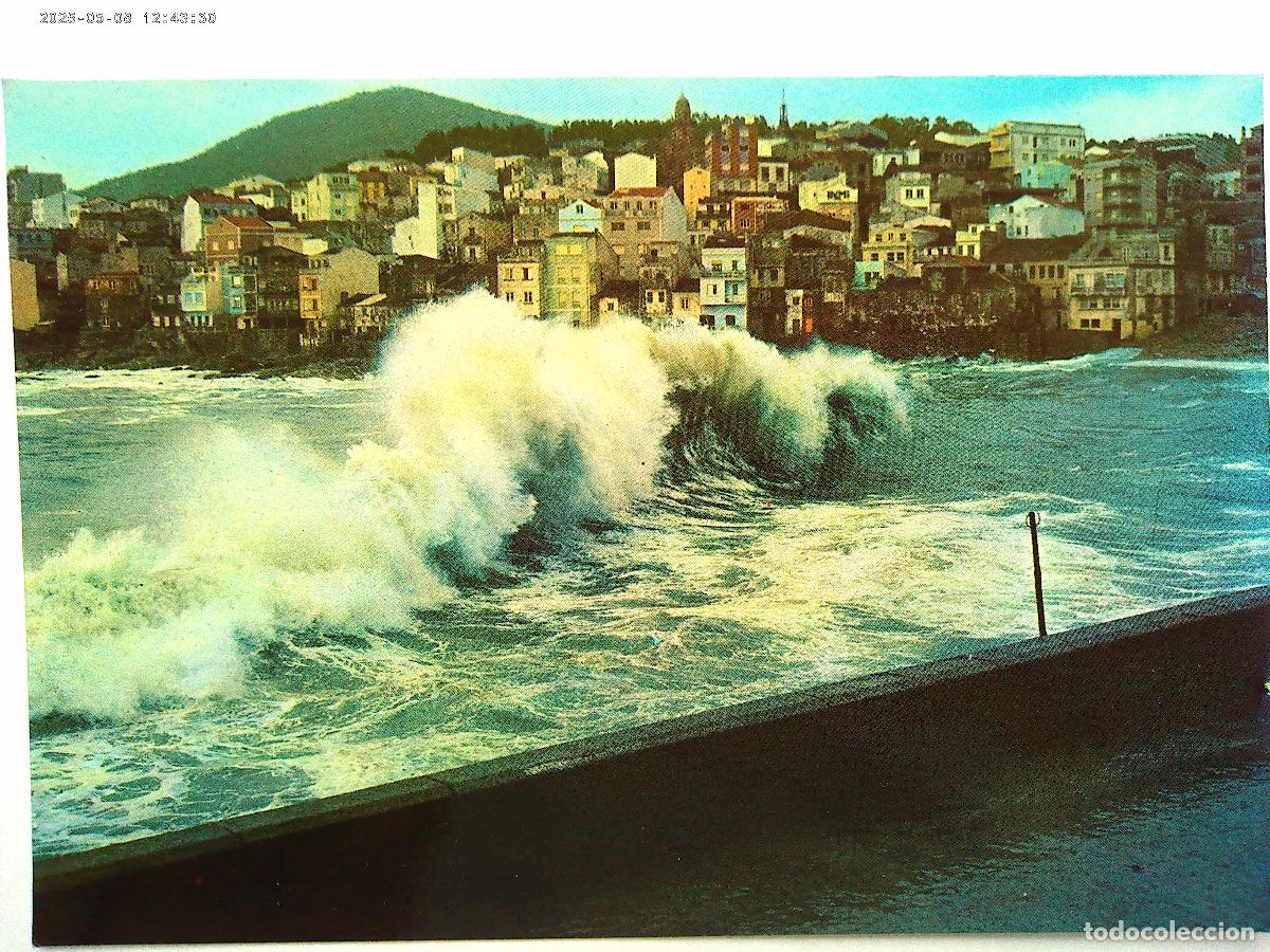 Postcards: POSTAL DE GALICIA : ROMPEOLAS EN LA COSTA . A&Ntilde;OS 60