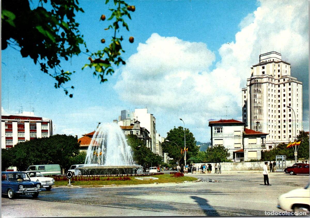 Postales: Vigo - Plaza de Espa&ntilde;a - Fuente Luminosa - Arribas 2057 - 149x104mm - Cabina Telef&oacute;nica - Urbano