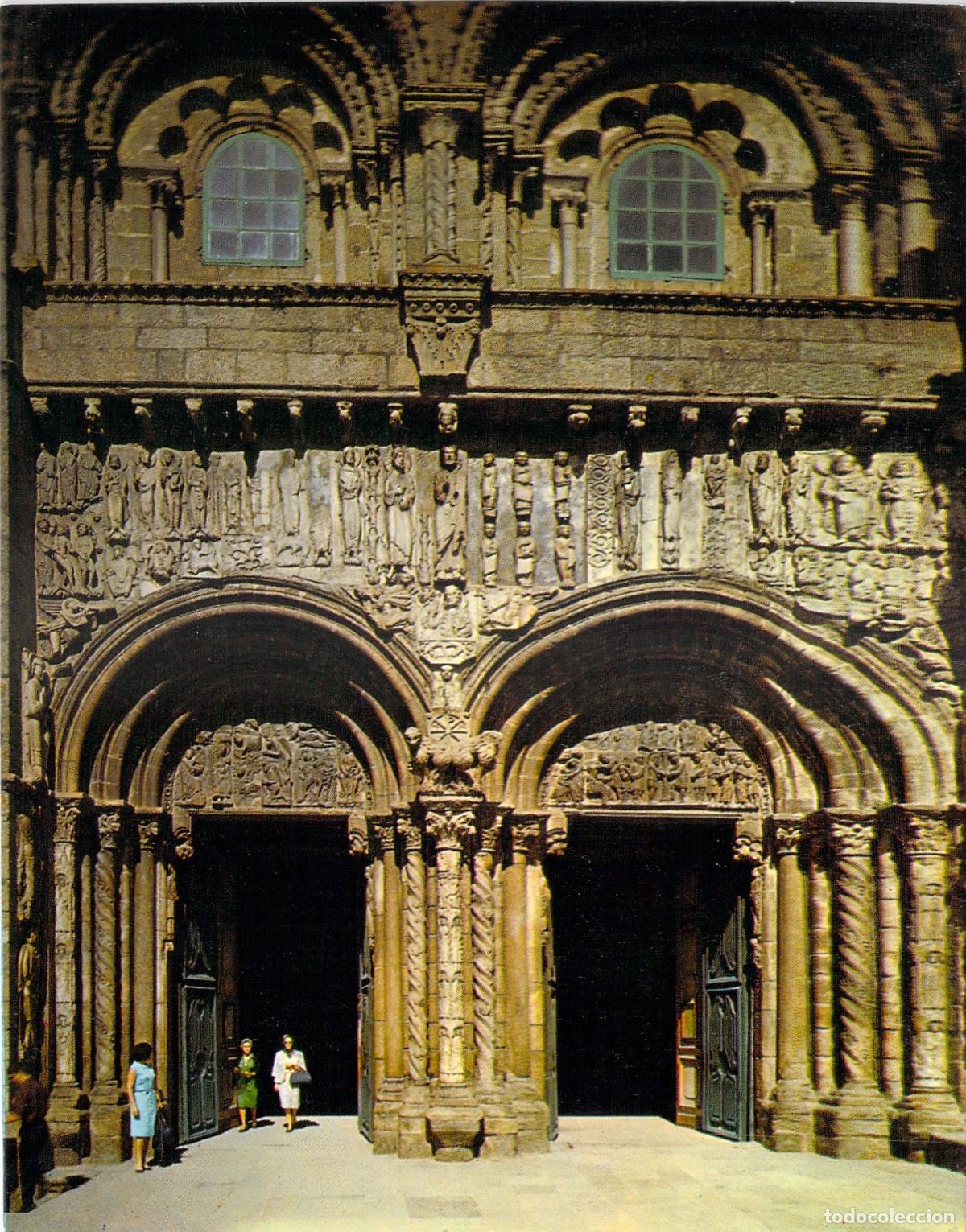 Postales: Postal de la Catedral de Santiago de Compostela, Puerta de las Plater&iacute;as
