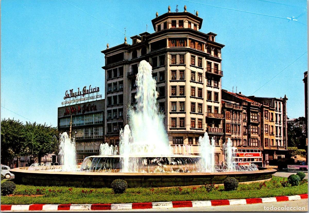 Postales: La Coru&ntilde;a - Cuatro Caminos - Fuente Luminosa - Troleb&uacute;s 2 pisos - Corber&oacute; - La Voz de Galicia