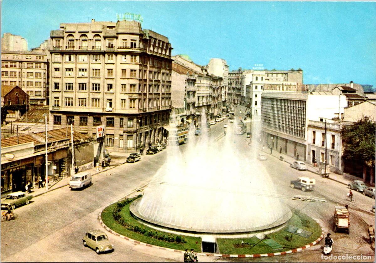 Postales: La Coru&ntilde;a - Fuente Luminosa - Troleb&uacute;s 2 pisos - Banco Pastor - Radio Nacional - Estrella de Galicia