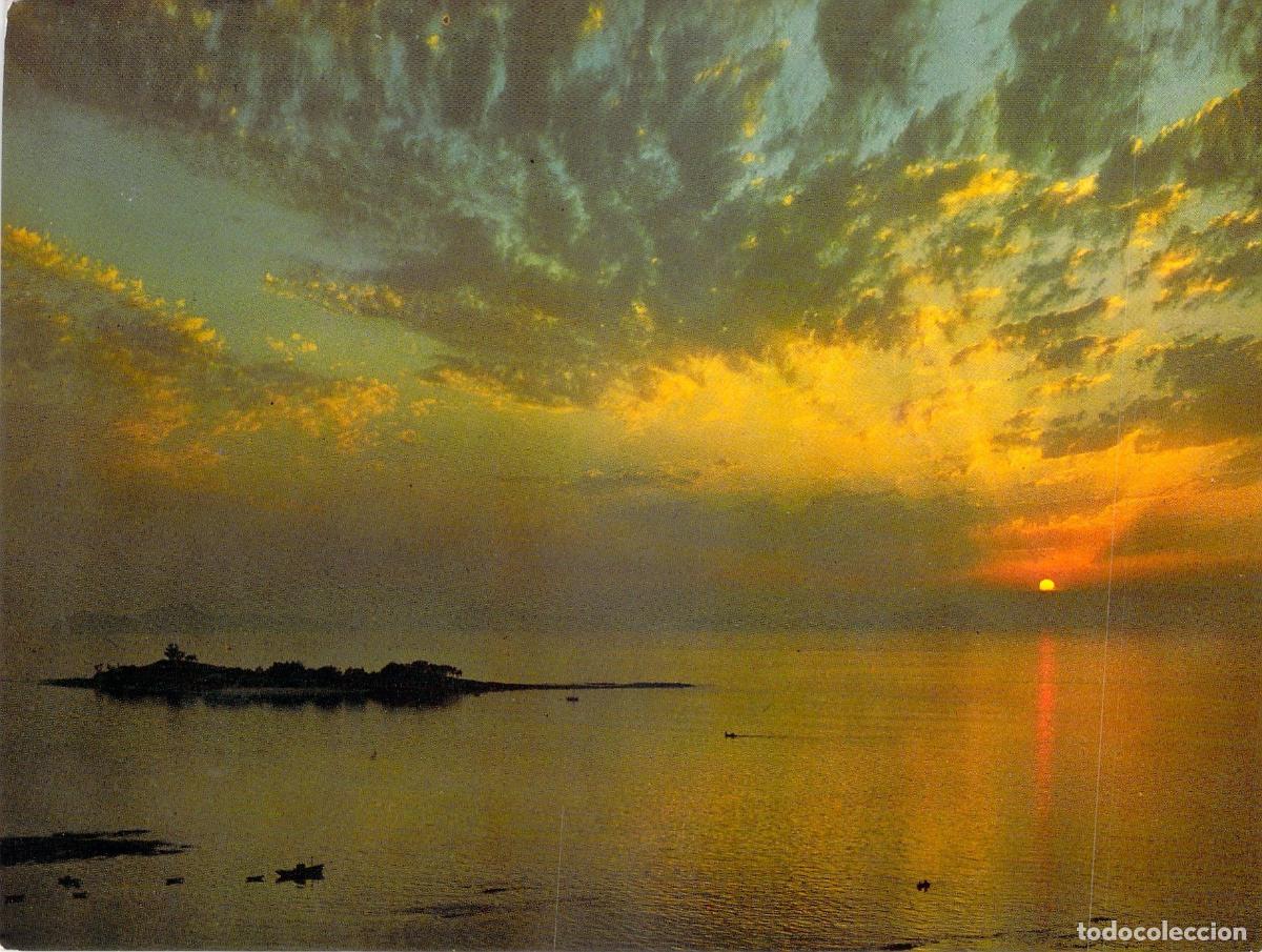 Postales: Postal de Galicia Puesta de Sol sobre el Mar Atardecer Paisaje Mar&iacute;timo