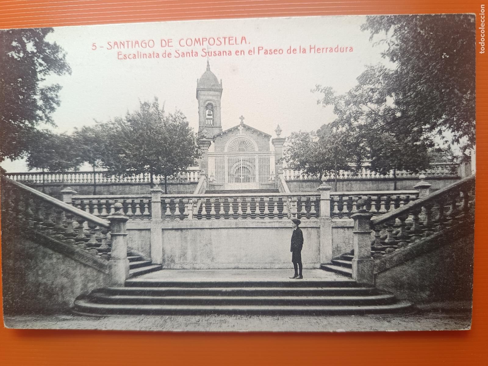 Postales: POSTAL SANTIAGO DE COMPOSTELA, ESCALINATA DE SANTA SUSANA EN EL PASEO DE LA HERRADURA 5, THOMAS S/C