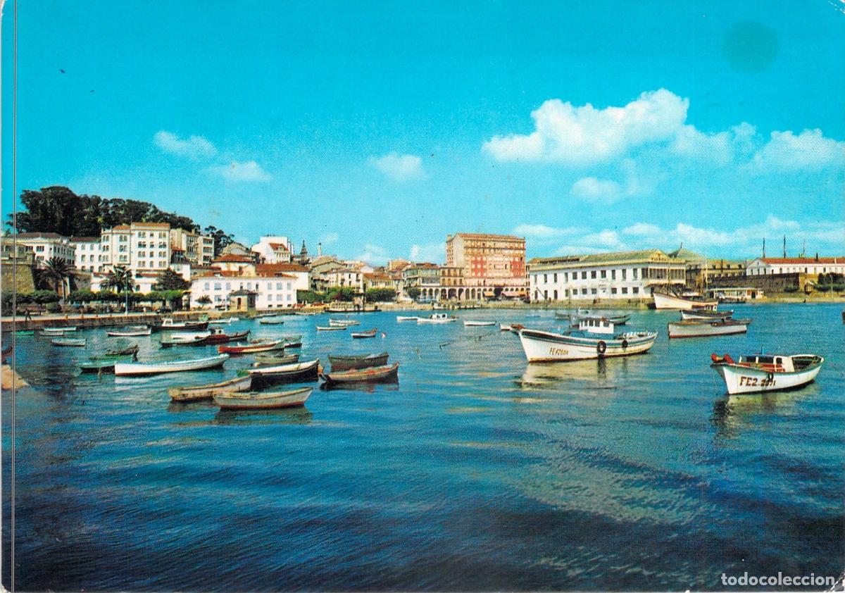 Postales: Postal de El Ferrol, Vista de La D&aacute;rsena y Barcos en el Puerto