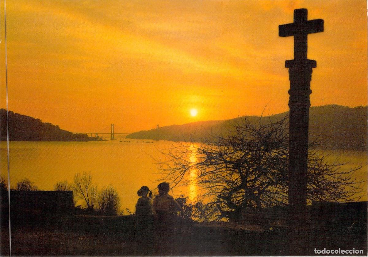 Postales: Postal de Galicia: Puesta de Sol con Cruceiro y Puente de Rande