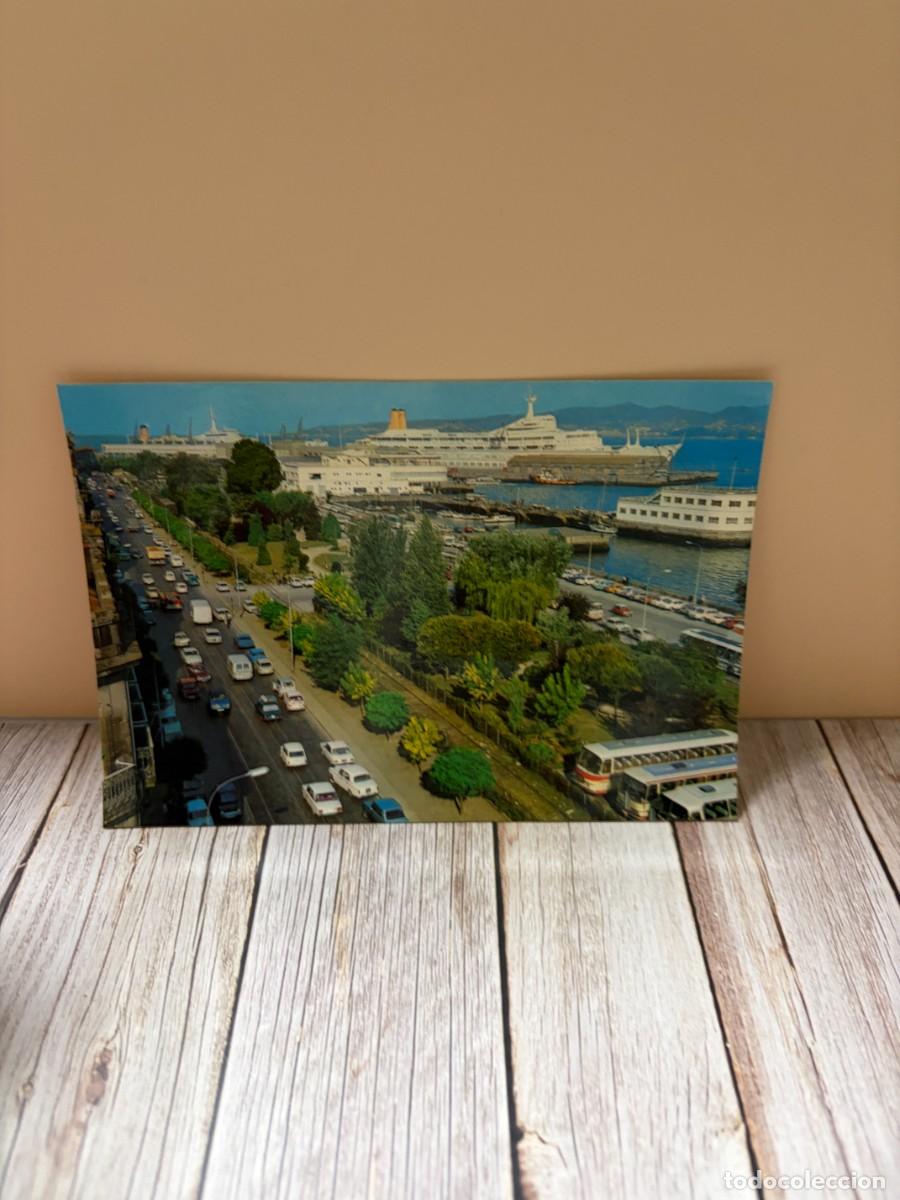 Postales: TARJETA POSTAL. VIGO. 3583.- AVDA. MONTERO RIOS. JARDINES DE ELDUAYEN Y VISTA PARCIAL DEL PUERTO