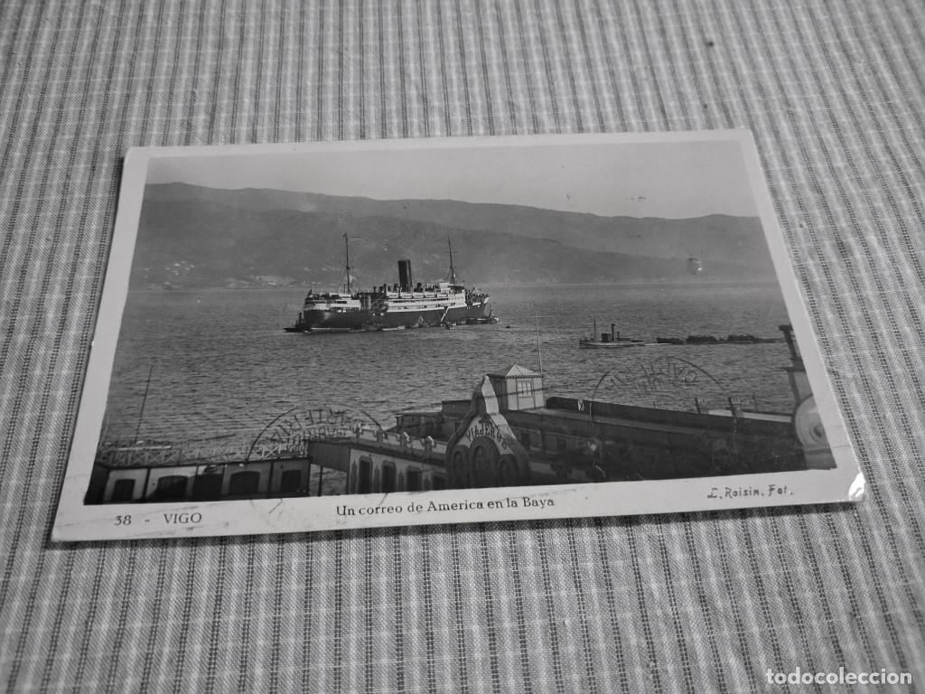 Postales: Postal antigua Galicia. Vigo. Un Correo de Am&eacute;rica en la Baya. Circulada