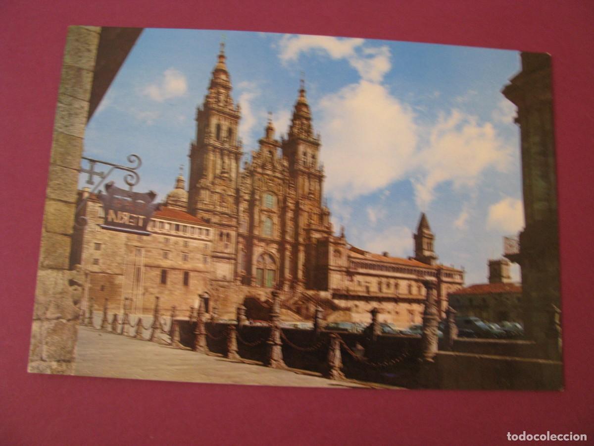 Postales: POSTAL DE SANTIAGO DE COMPOSTELA. CATEDRAL. FACHADA DEL OBRADORIO Y GALERIA DEL CLAUSTRO. ESCRITA