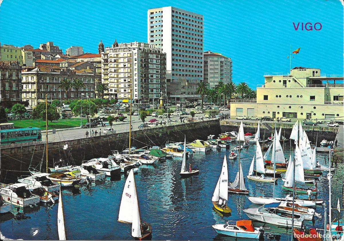 Postales: [POSTAL] D&aacute;rsena del Real Club n&aacute;utico. Vigo (Pontevedra) (sin circular)