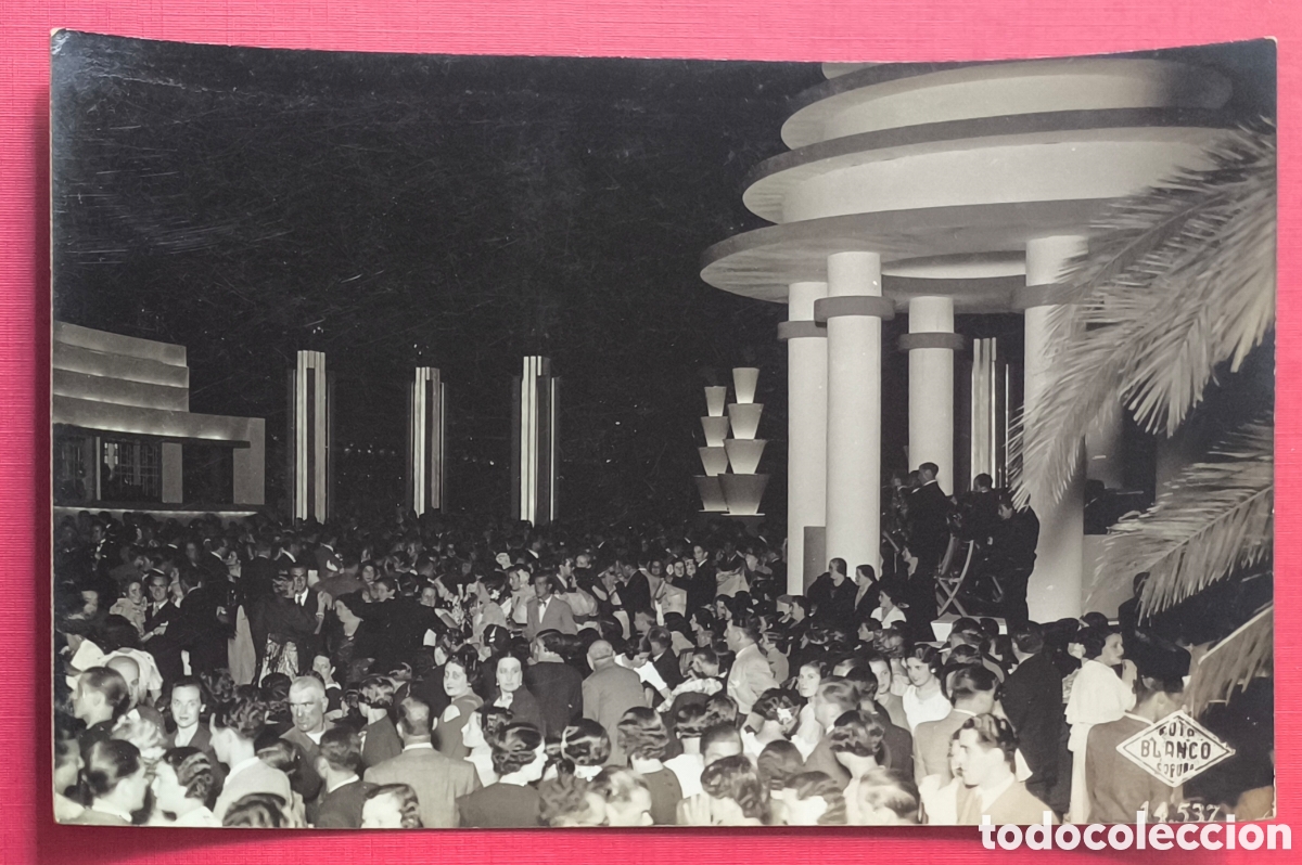 Postales: A CORU&Ntilde;A FIESTA BAILE POSTAL FOTOGR&Aacute;FICA FOT&Oacute;GRAFO BLANCO GALICIA C. 1935