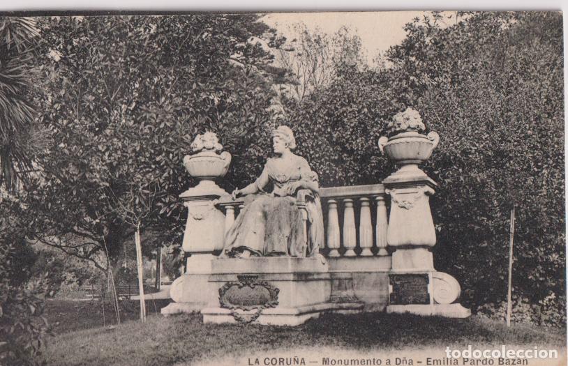 Postales: LA CORU&Ntilde;A, MONUMENTO A DO&Ntilde;A EMILIA PARDO BAZ&Aacute;N &ndash; CLICH&Eacute; M.ARRIBAS &ndash; S/C