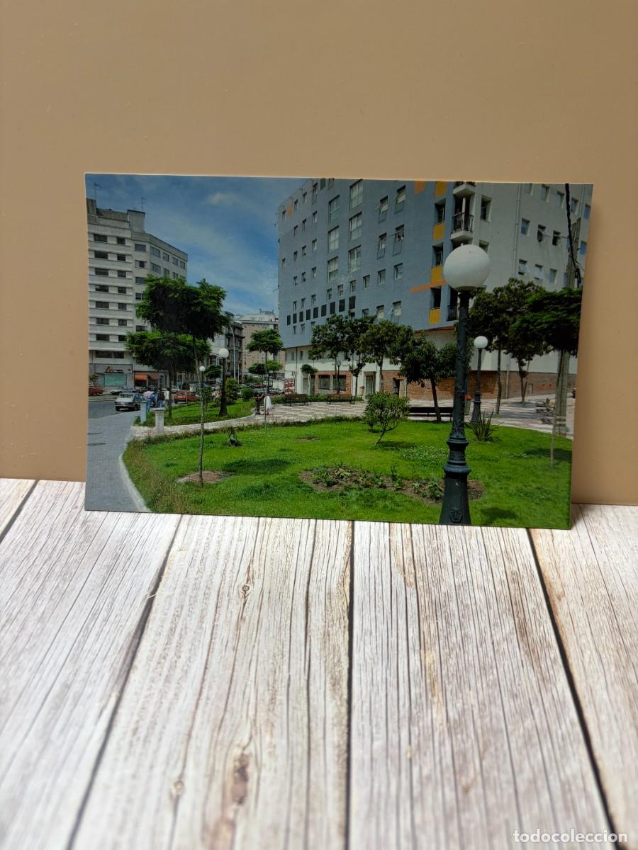 Postales: TARJETA POSTAL. LA CORU&Ntilde;A. 270.- PLAZA DE LOS CASTA&Ntilde;OS. EDICIONES ARRIBAS