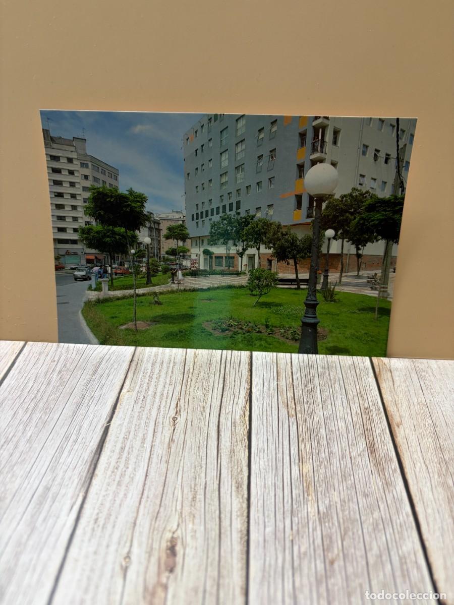 Postales: TARJETA POSTAL. LA CORU&Ntilde;A. 270.- PLAZA DE LOS CASTA&Ntilde;OS. EDICIONES ARRIBAS
