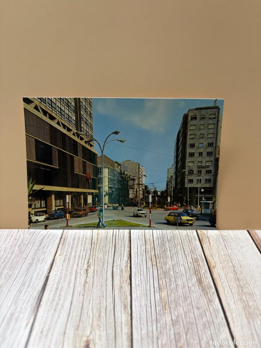 Postales: TARJETA POSTAL. LA CORU&Ntilde;A. 218.- PLAZA DE PONTEVEDRA Y JUANA DE VEGA. EDICIONES ARRIBAS