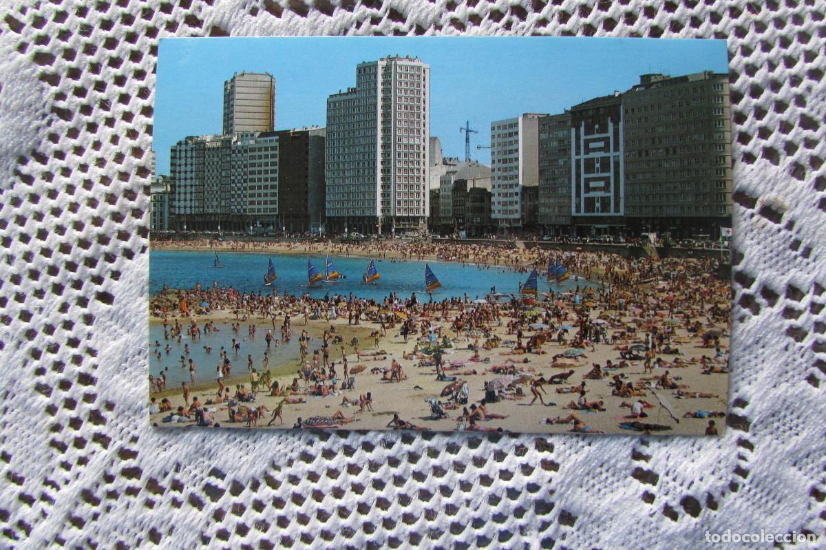 Postales: LA CORU&Ntilde;A. A&Ntilde;O 1984. PLAYA DE RIAZOR SIN CIRCULAR