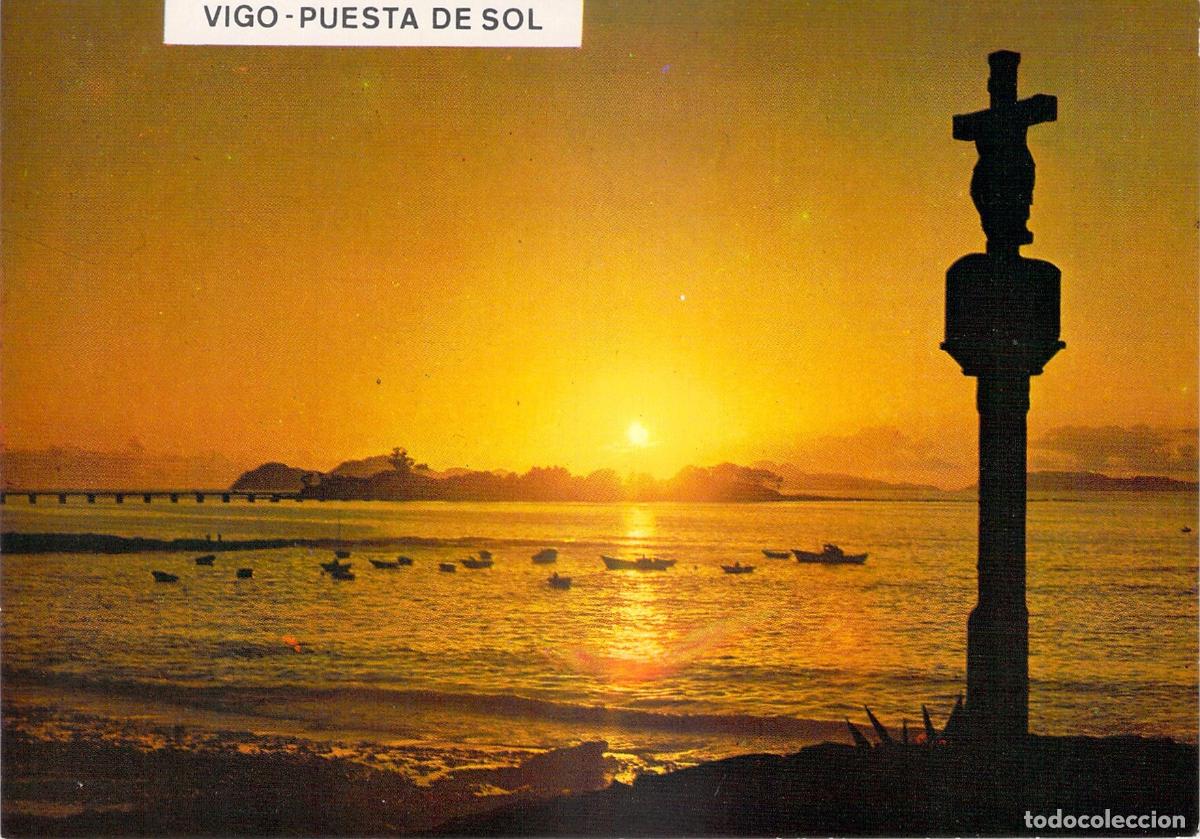 Postales: Postal de la Puesta de Sol en Vigo con Cruceiro, Galicia