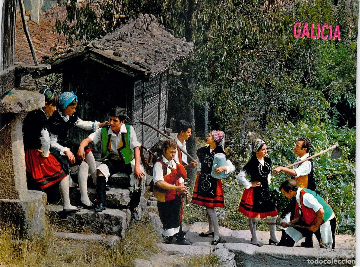 Postales: Postal de Galicia con Ballet Folcl&oacute;rico y Trajes Regionales