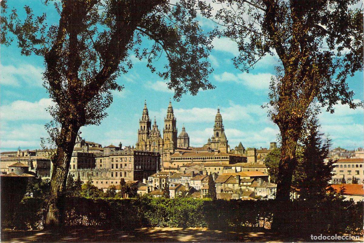 Postales: Postal de Santiago de Compostela - Vista Parcial de la Catedral