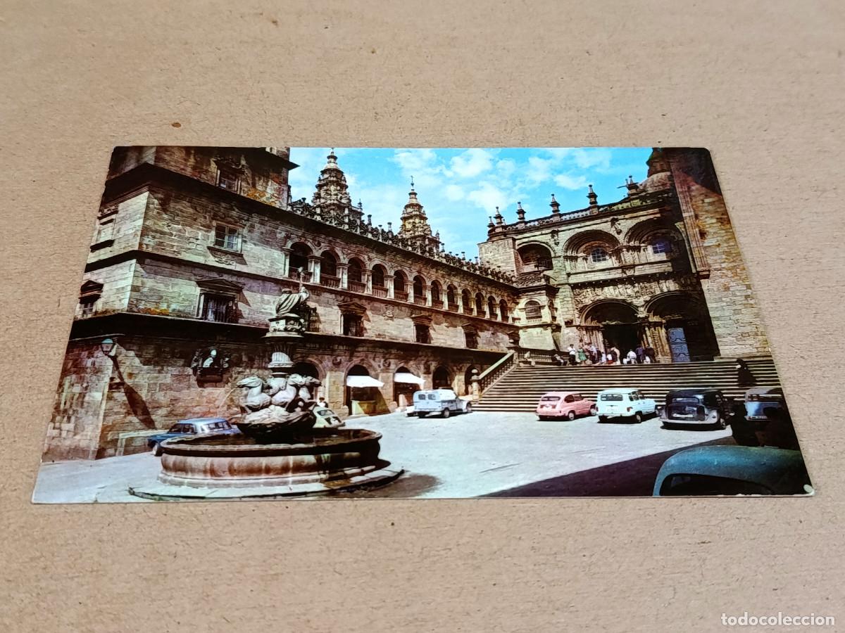 Postales: CORU&Ntilde;A - POSTAL SANTIAGO DE COMPOSTELA - FUENTE Y FACHADA DE LAS PLATER&Iacute;AS