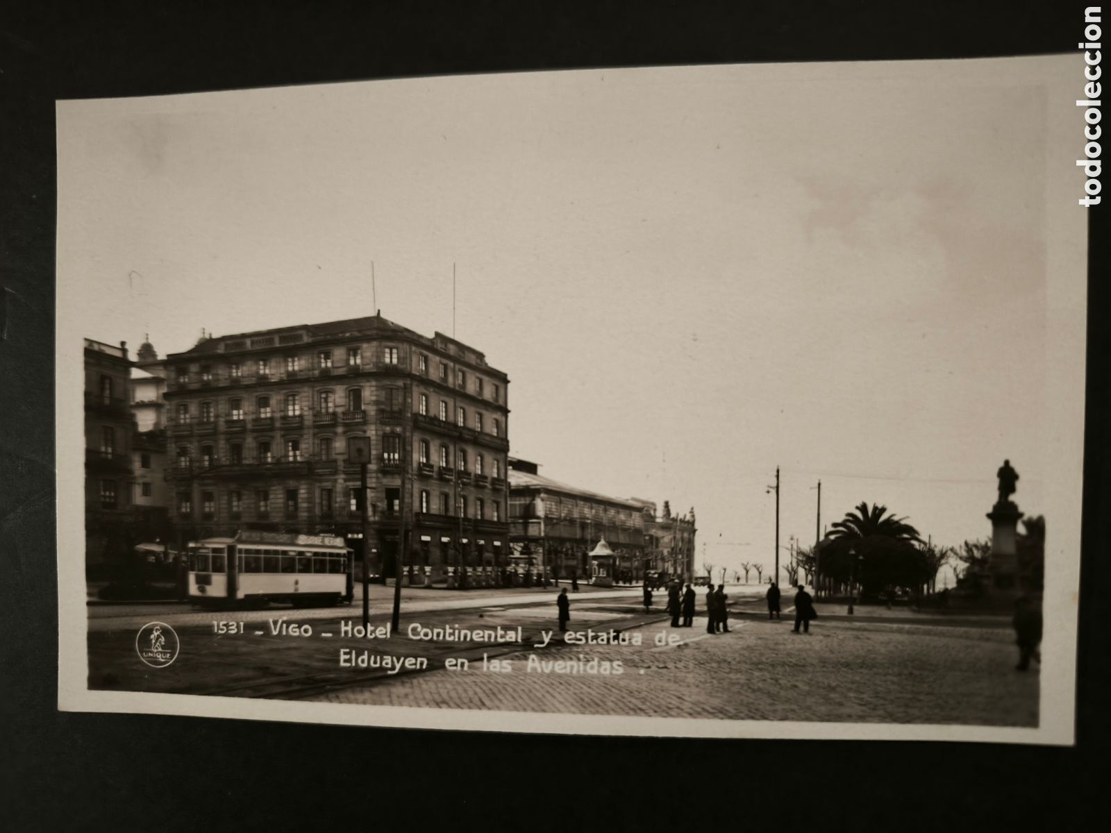Postales: Fotograf&iacute;a postal Vigo Hotel Continental Estatua Elduayen. Galicia.
