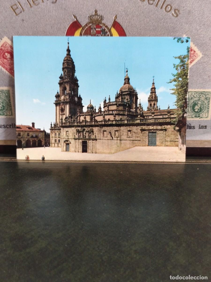 Postales: P5855 Postal Santiago de Compostela 3 Puerta Santa y Torre del reloj . Edic.Alarde