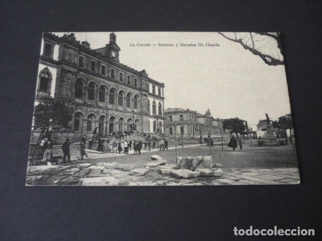 Postales: LA CORU&Ntilde;A INSTITUTO Y ESCUELAS DA GUARDA