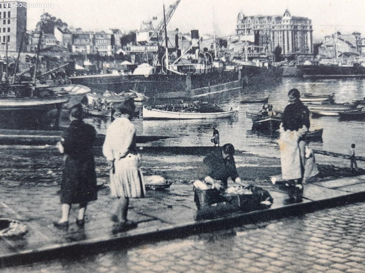 Postales: La Coru&ntilde;a. Muelle de La Palloza. - Foto 2