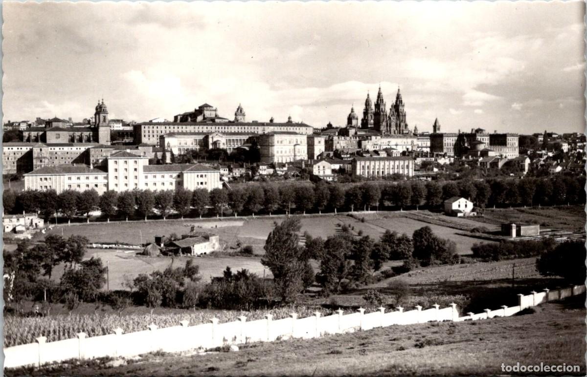 Postales: Santiago de Compostela - Vista parcial - Lujo 28 - 137x88mm