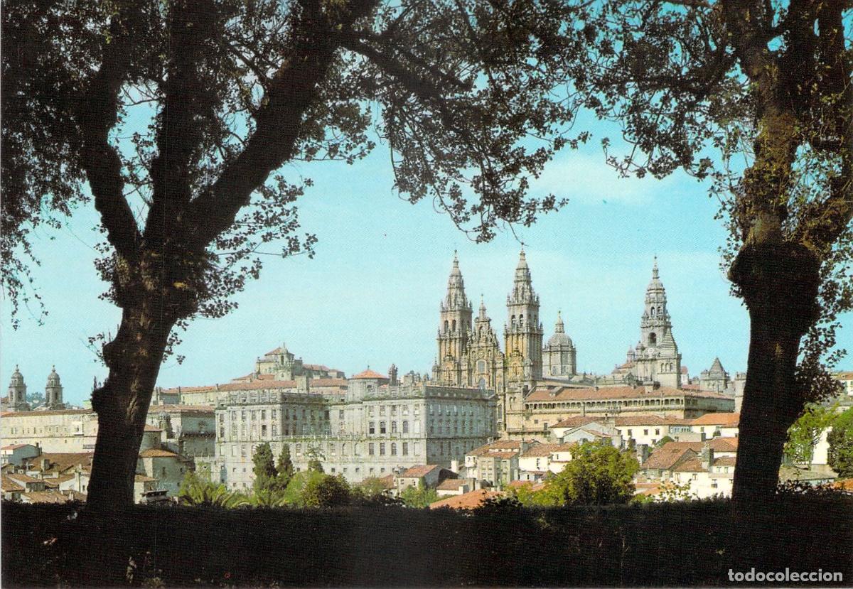 Postales: Postal de la Catedral de Santiago de Compostela desde Paseo de la Herradura