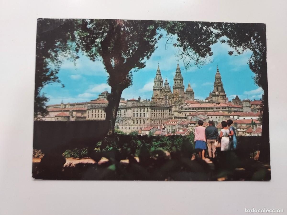 Postales: POSTAL SANTIAGO DE COMPOSTELA VISTA GENERAL. 1964. ESCRITA. CORU&Ntilde;A. PARIS 129. ANIMADA