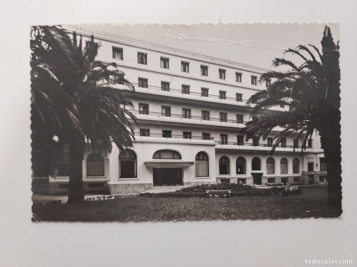 Postales: POSTAL LA TOJA GRAN HOTEL. A&Ntilde;OS 1950. ESCRITA. PONTEVEDRA. FOTO BLANCO 504