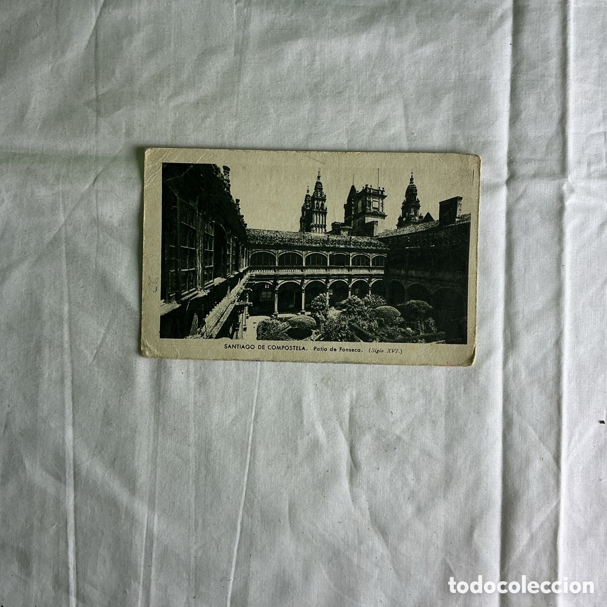 Postales: Postal Santiago de Compostela Patio de Fonseca Blanco y negro Original de la &eacute;poca 1950
