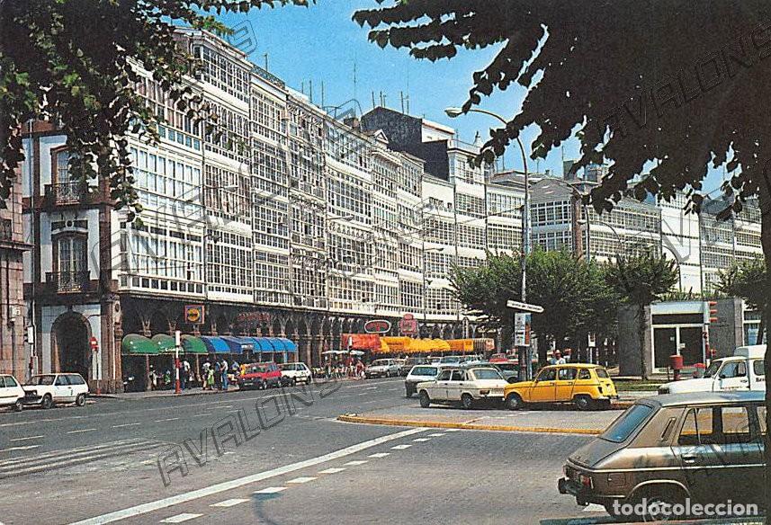 Postales: Avenida de la Marina (La Coru&ntilde;a) - Sin Circular, a&ntilde;os 80 o 90 - Con coches de la &eacute;poca