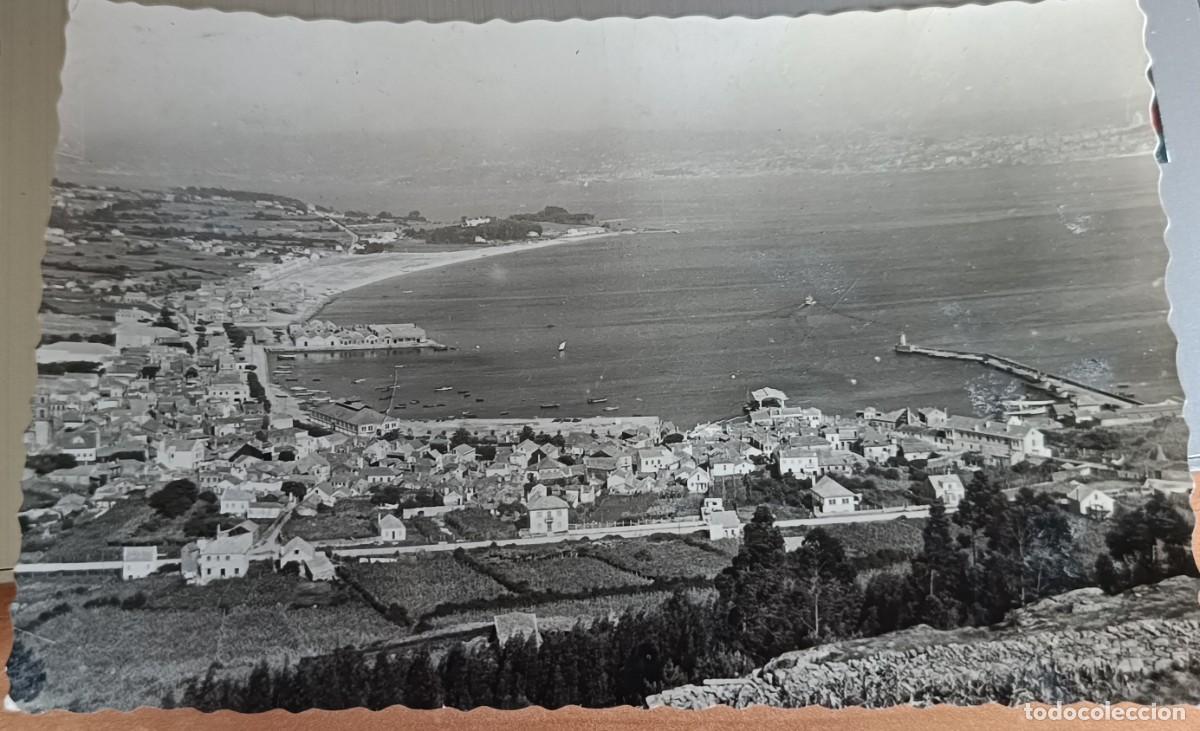 Postales: Postal de Cangas de Morrazo. Al fondo Vigo. Ediciones Arriba.