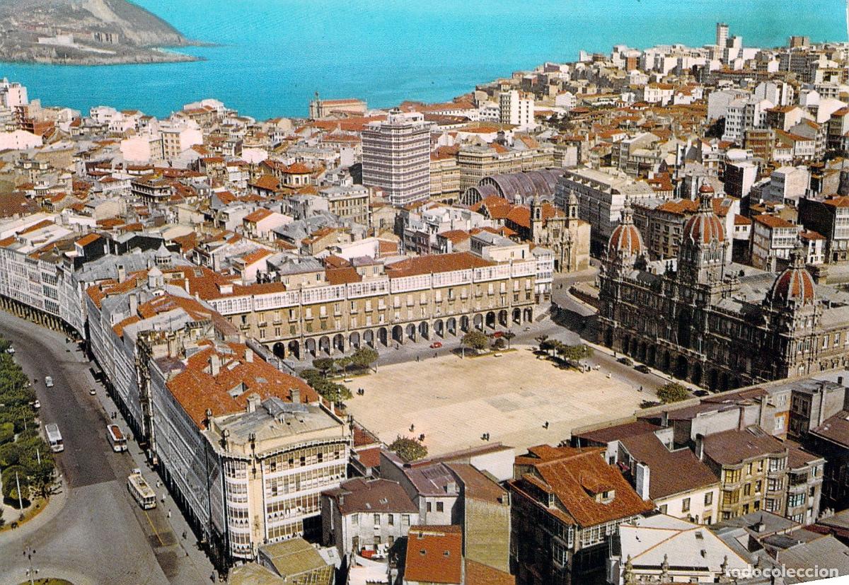 Postales: Postal de la Plaza de Mar&iacute;a Pita en La Coru&ntilde;a