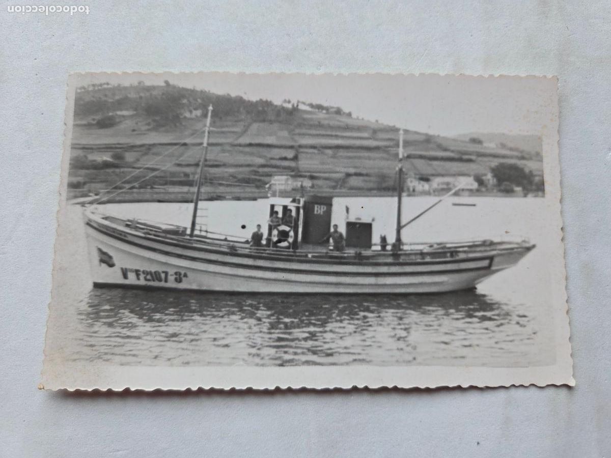 Postales: VIVERO - LUGO - GALICIA - FOTO BARCO TAMA&Ntilde;O POSTAL 1948- Z1