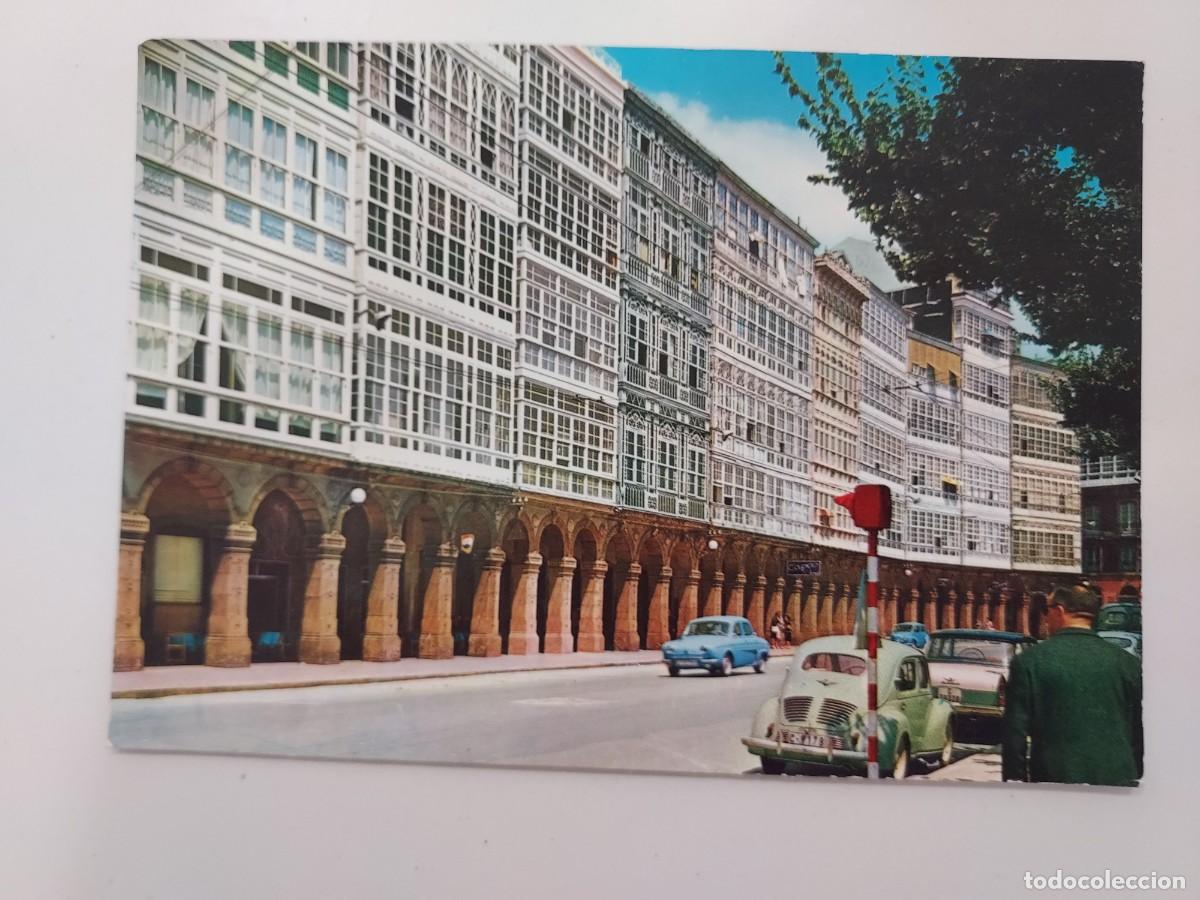 Postales: POSTAL LA CORU&Ntilde;A AVENIDA DE LA MARINA. 1962. SIN CIRCULAR. ARRIBAS 2012. VOLKSWAGEN ESCARABAJO